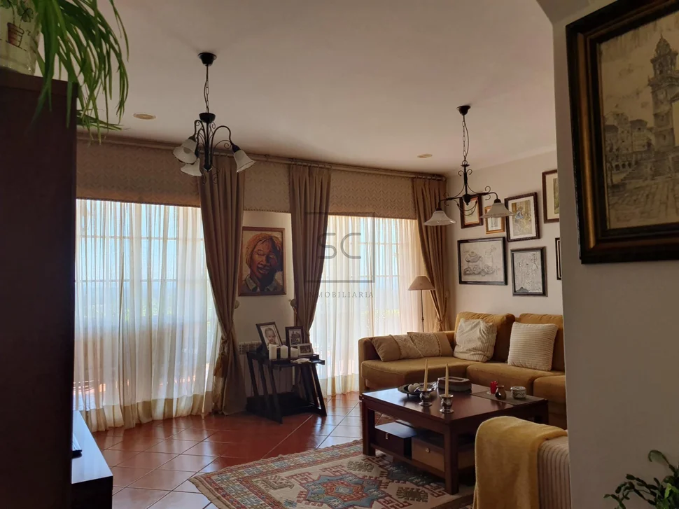 Chalet con piscina, barbacoa y garaje en 0 tres, vilrmaior