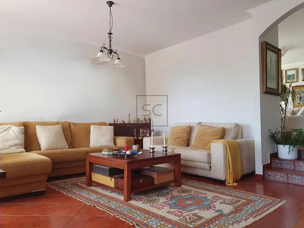 Chalet con Piscina, Barbacoa y Garaje en 0 Tres, Vilrmaior