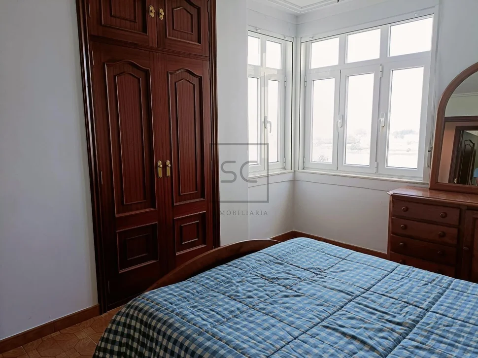 Piso de 3 habitaciones cono vistas a al ría de ferrol en caranza, ferrol