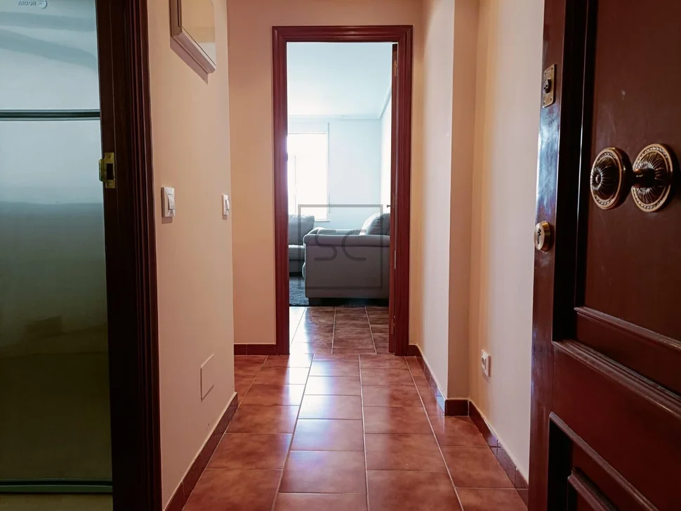 Piso de 3 habitaciones cono vistas a al ría de ferrol en caranza, ferrol