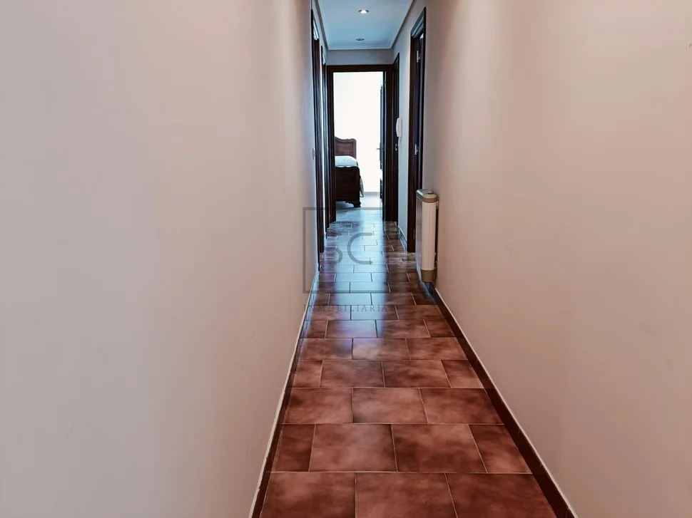 Piso de 3 habitaciones cono vistas a al ría de ferrol en caranza, ferrol