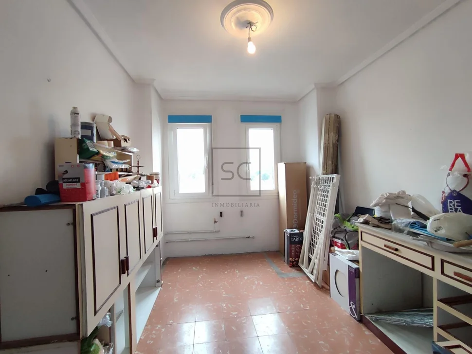 Amplio 2º sin ascensor en frexeiro, narón