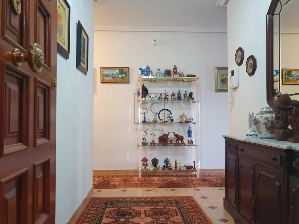 Piso con plaza de garaje y trastero en ultramar, ferrol