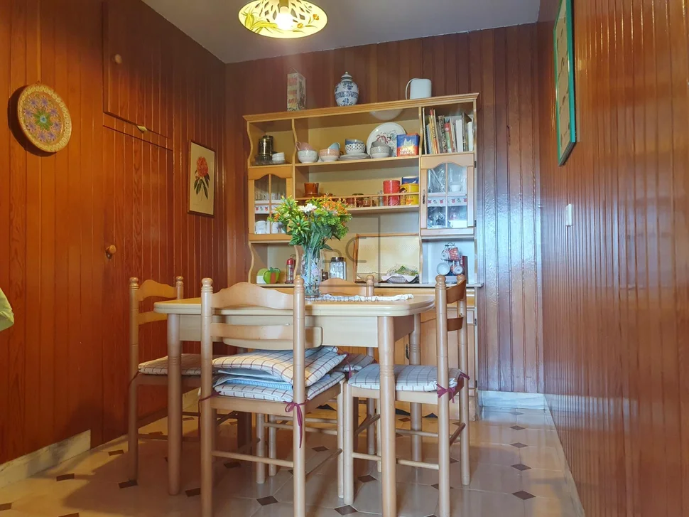 Piso con plaza de garaje y trastero en ultramar, ferrol