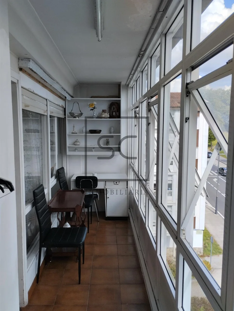 Piso amplio y soleado en san caetano, santiago de compostela