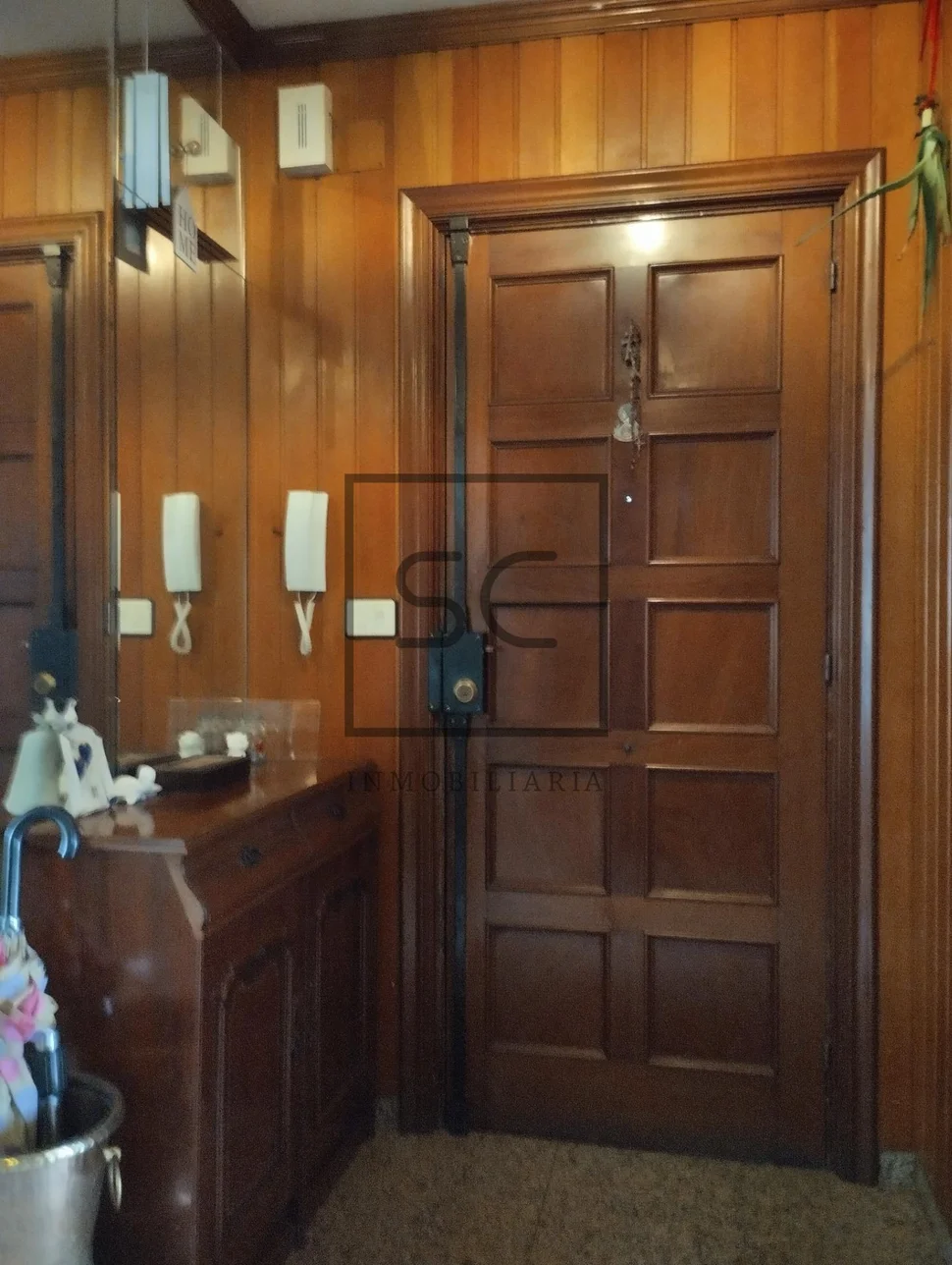 Piso amplio y soleado en san caetano, santiago de compostela