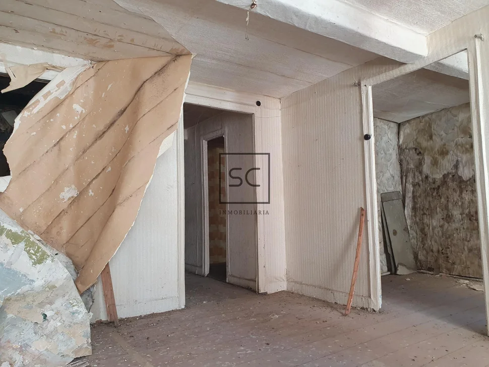 Edificio para reformar en puerto, ferrol