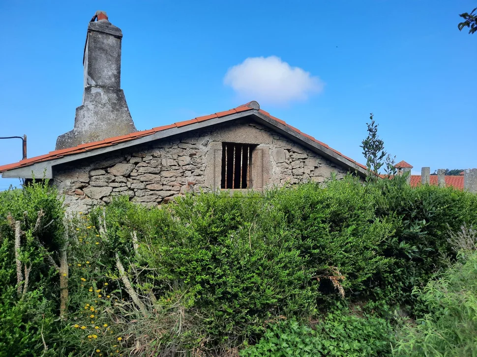Casa rústica en o pieiro (doniños)