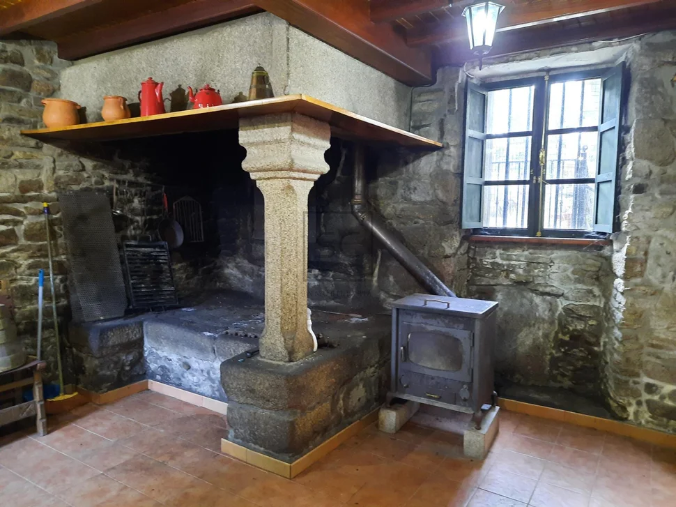 Casa rústica en o pieiro (doniños)