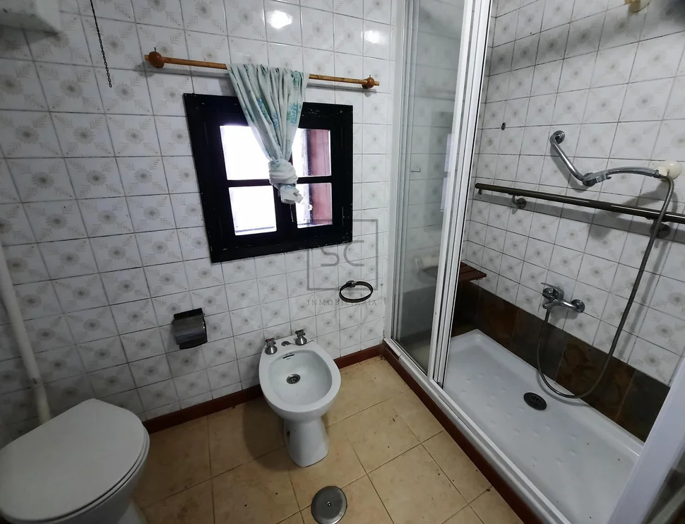 Casa rústica en o pieiro (doniños)