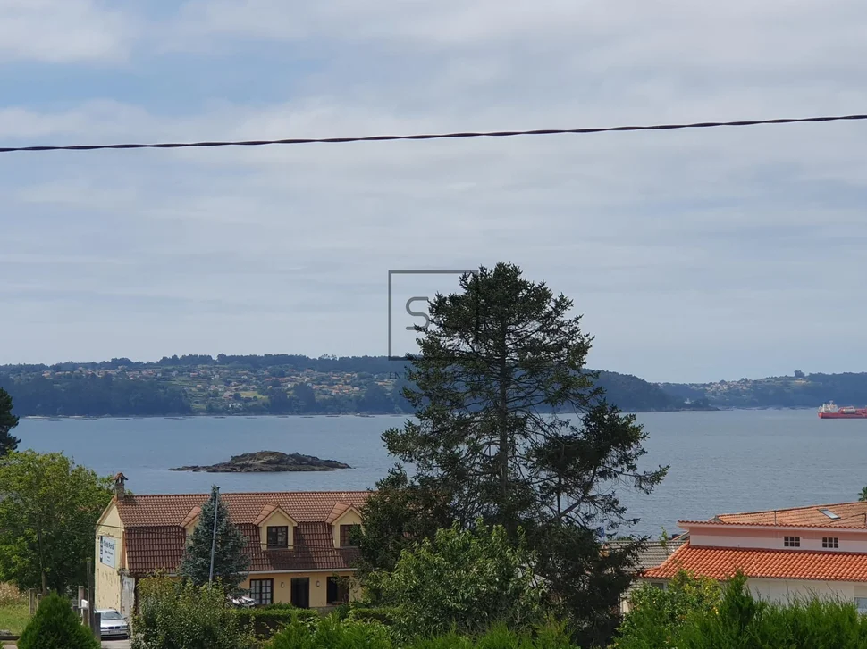 Pareado con vistas al mar