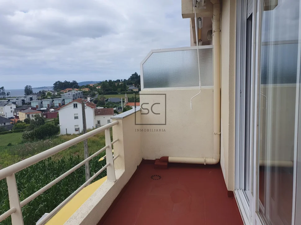 Pareado con vistas al mar