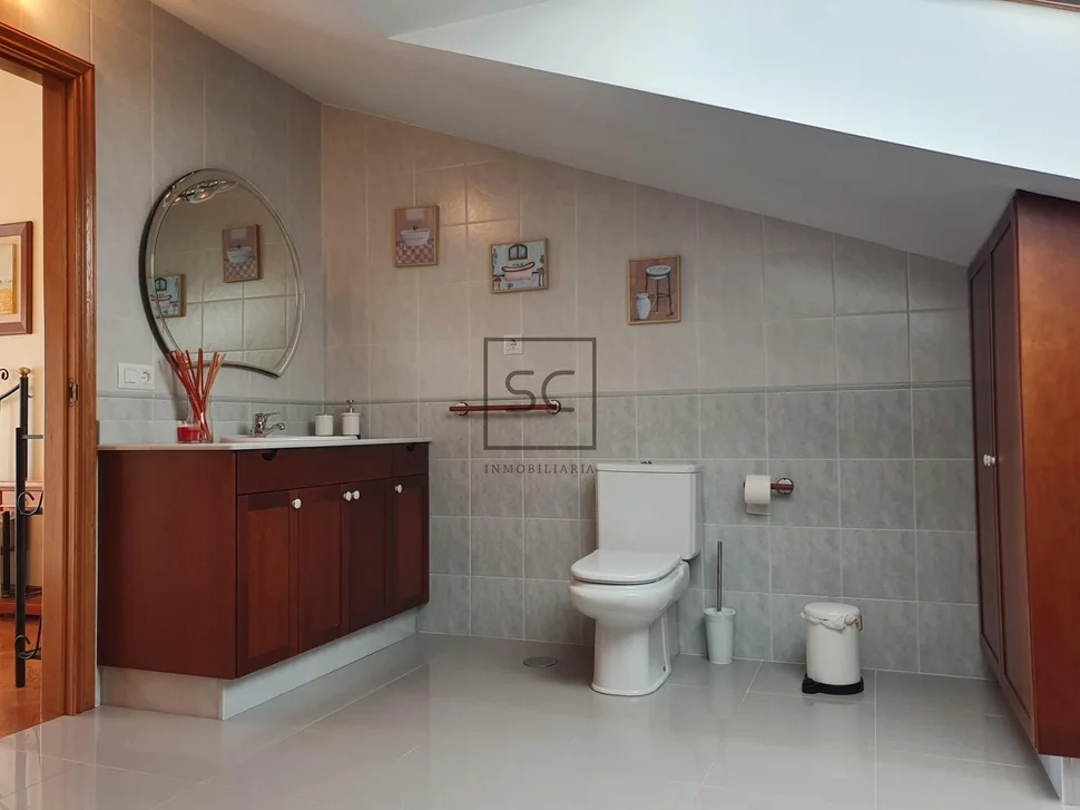 Pareado con vistas al mar