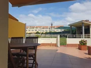 Pareado con vistas al mar