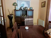 Casa en pedroso con galería y tres habitaciones