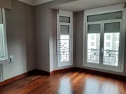 Espectacular piso en plaza de españa (ferrol)