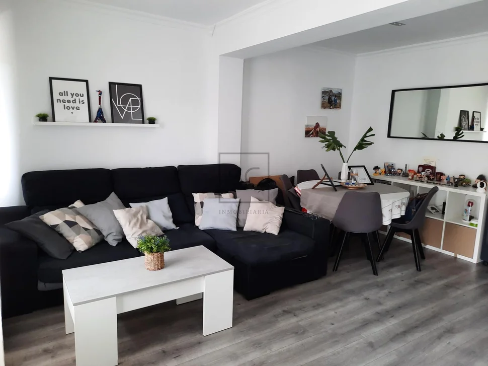 Segunda Planta Reformada con Balcon