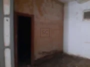 Local comercial o almacen en calle transitada