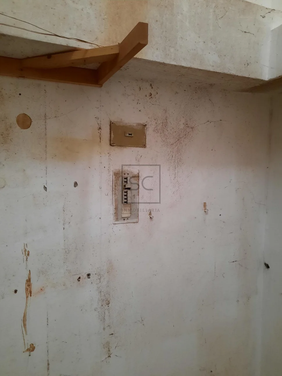 Local comercial o almacen en calle transitada