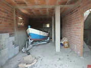 Casa con balcón y vistas al mar