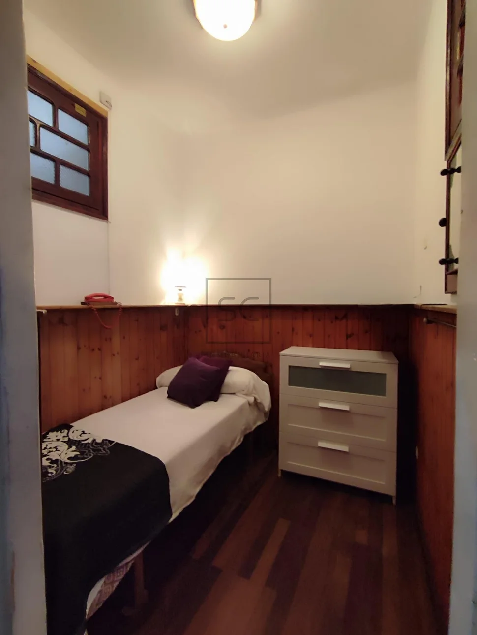 Piso en esteiro con balcón