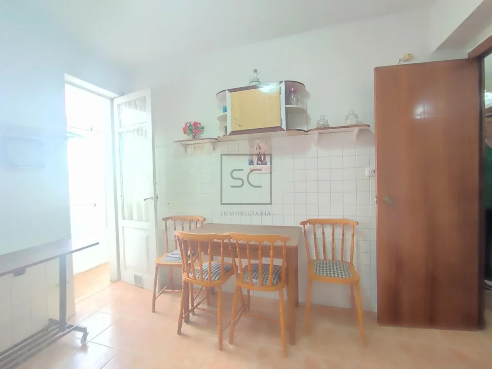 Bonito 3º sin ascensor para reformar