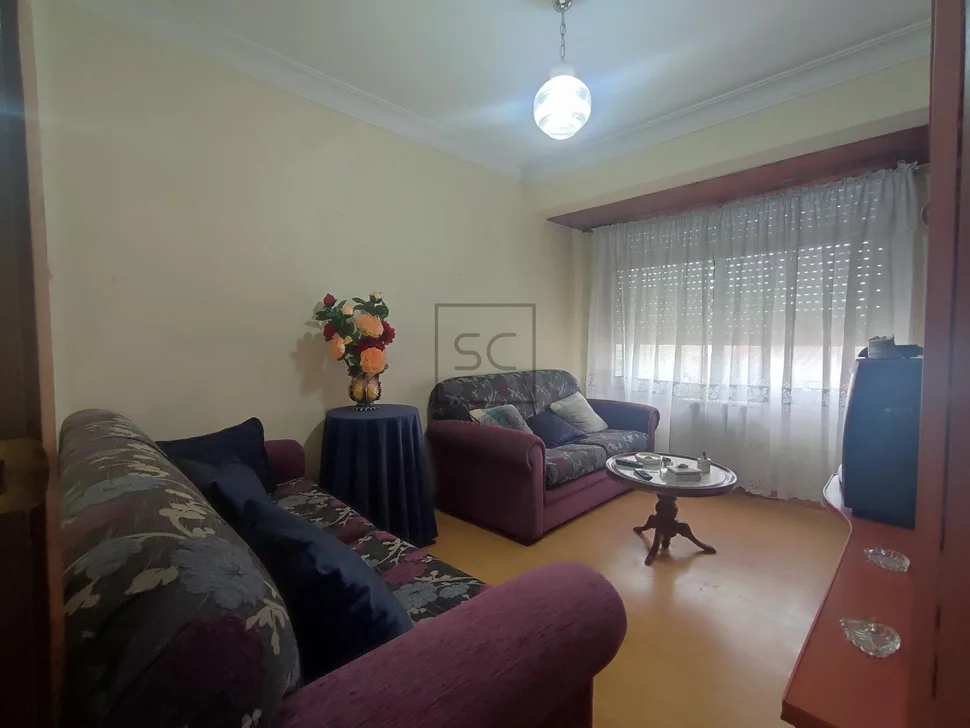 Bonito 3º sin ascensor para reformar