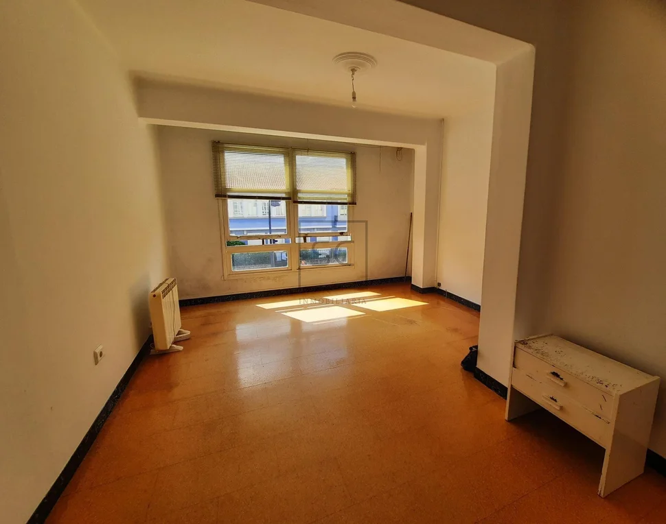 Primer piso para reforma parcial en piñeiros