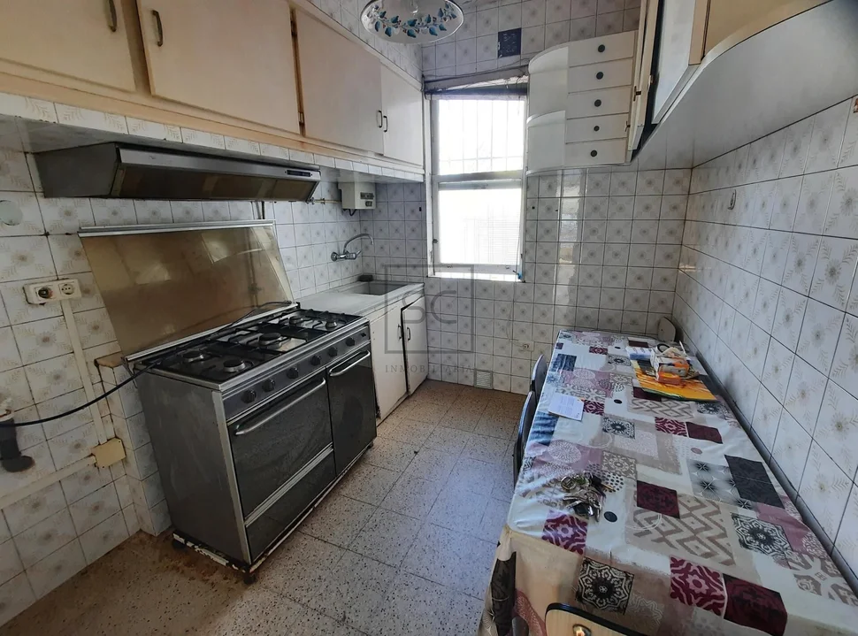 Primer piso para reforma parcial en piñeiros