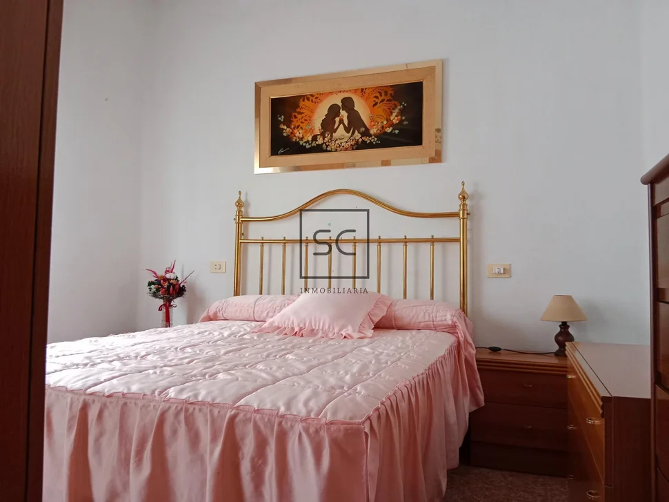 Planta baja en casa unifamiliar