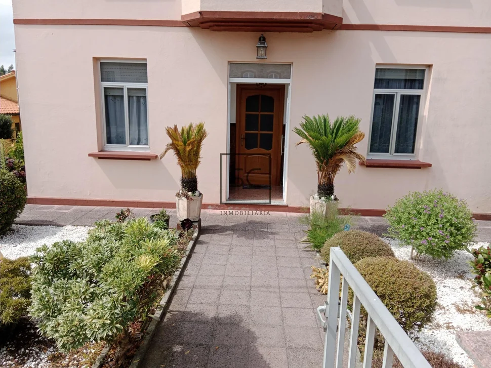 Planta baja en casa unifamiliar