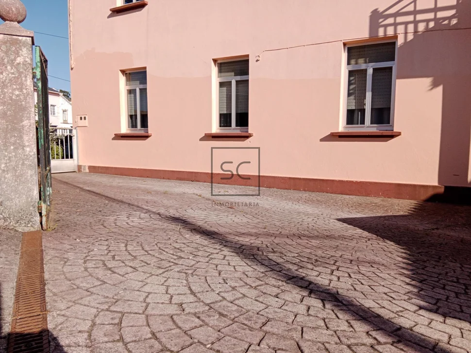 Planta baja en casa unifamiliar