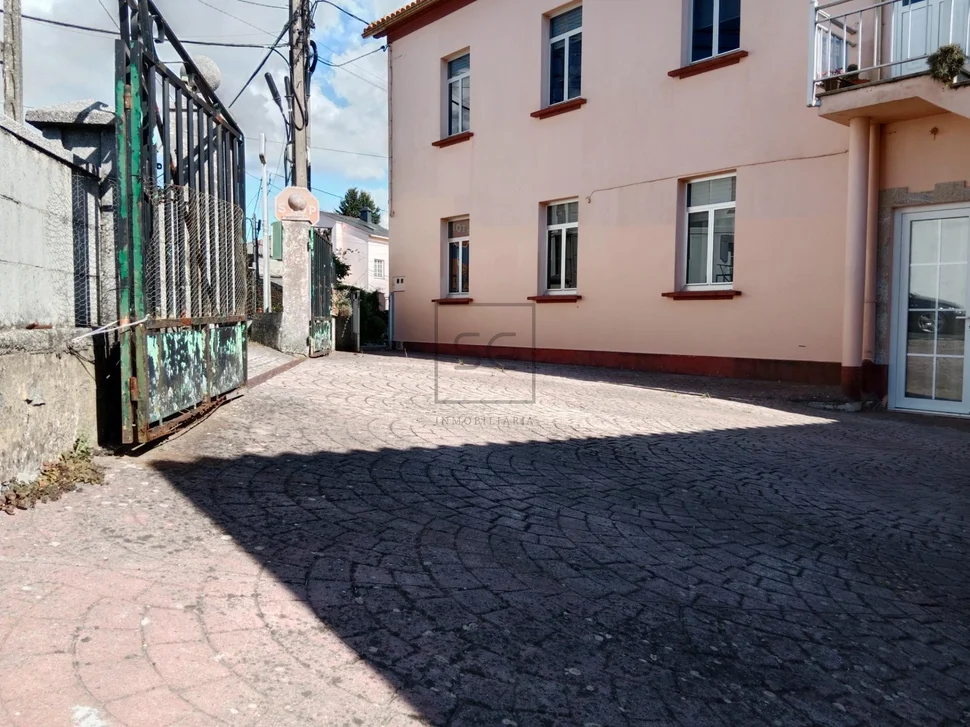 Planta baja en casa unifamiliar