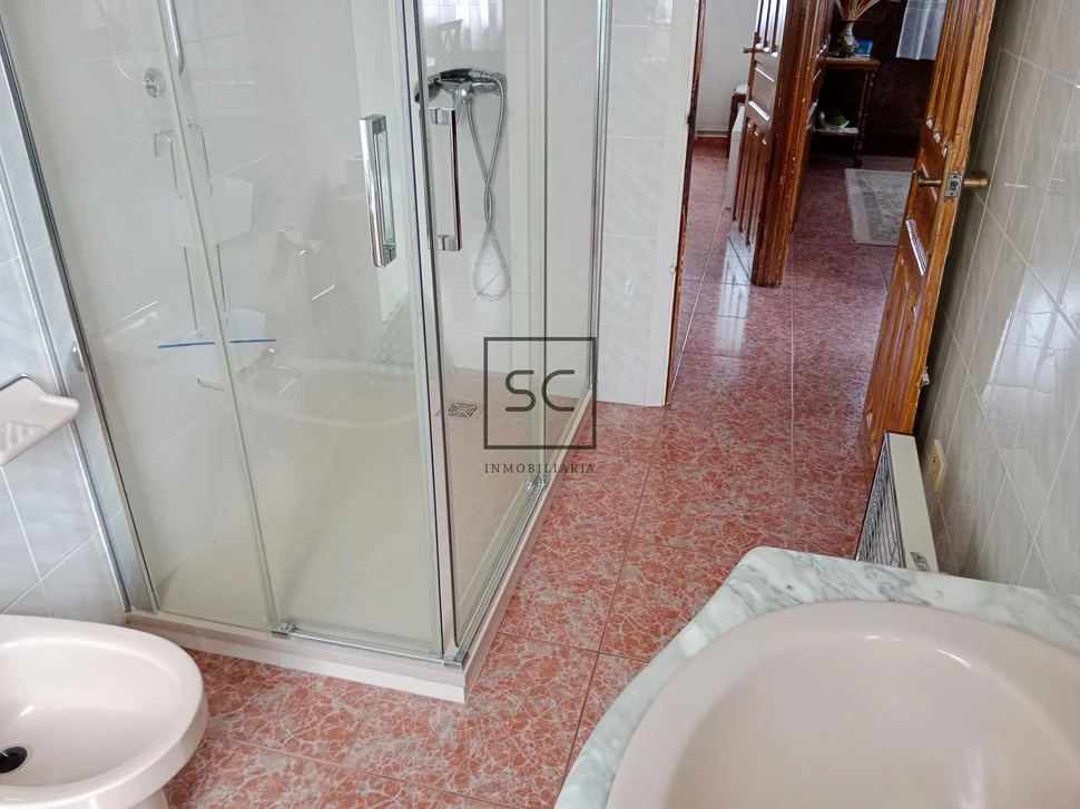 Planta baja en casa unifamiliar