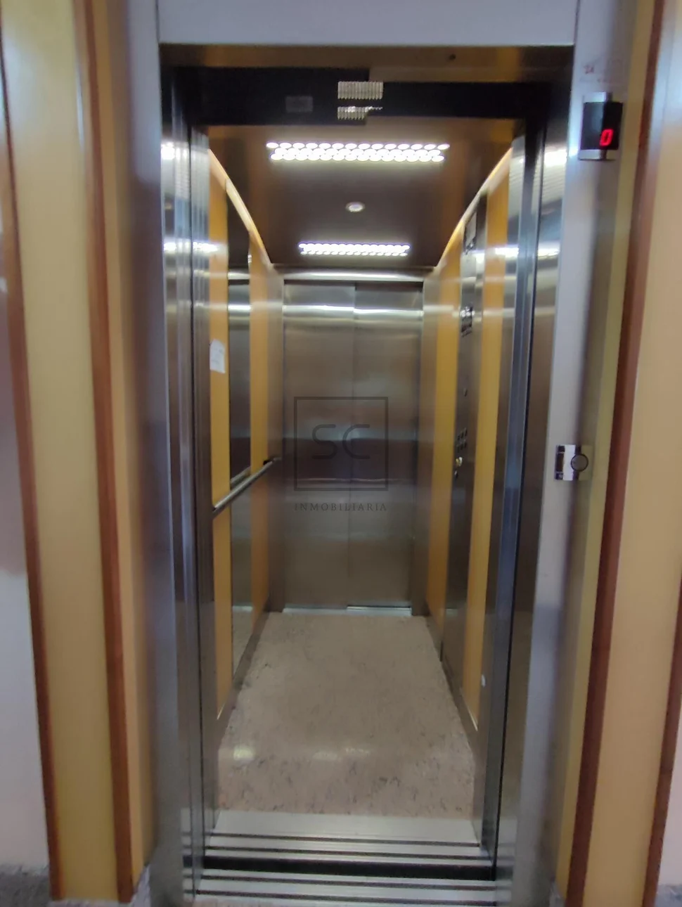 Potente apartamento con terraza en valdoviño