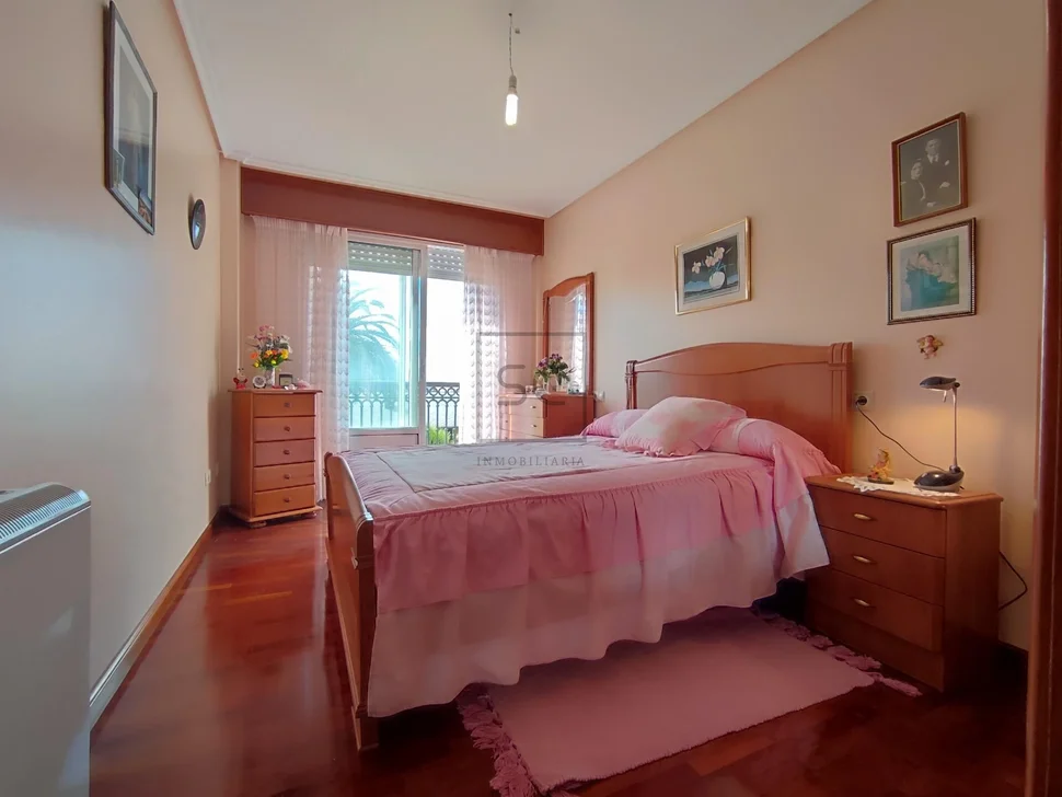 Potente apartamento con terraza en valdoviño