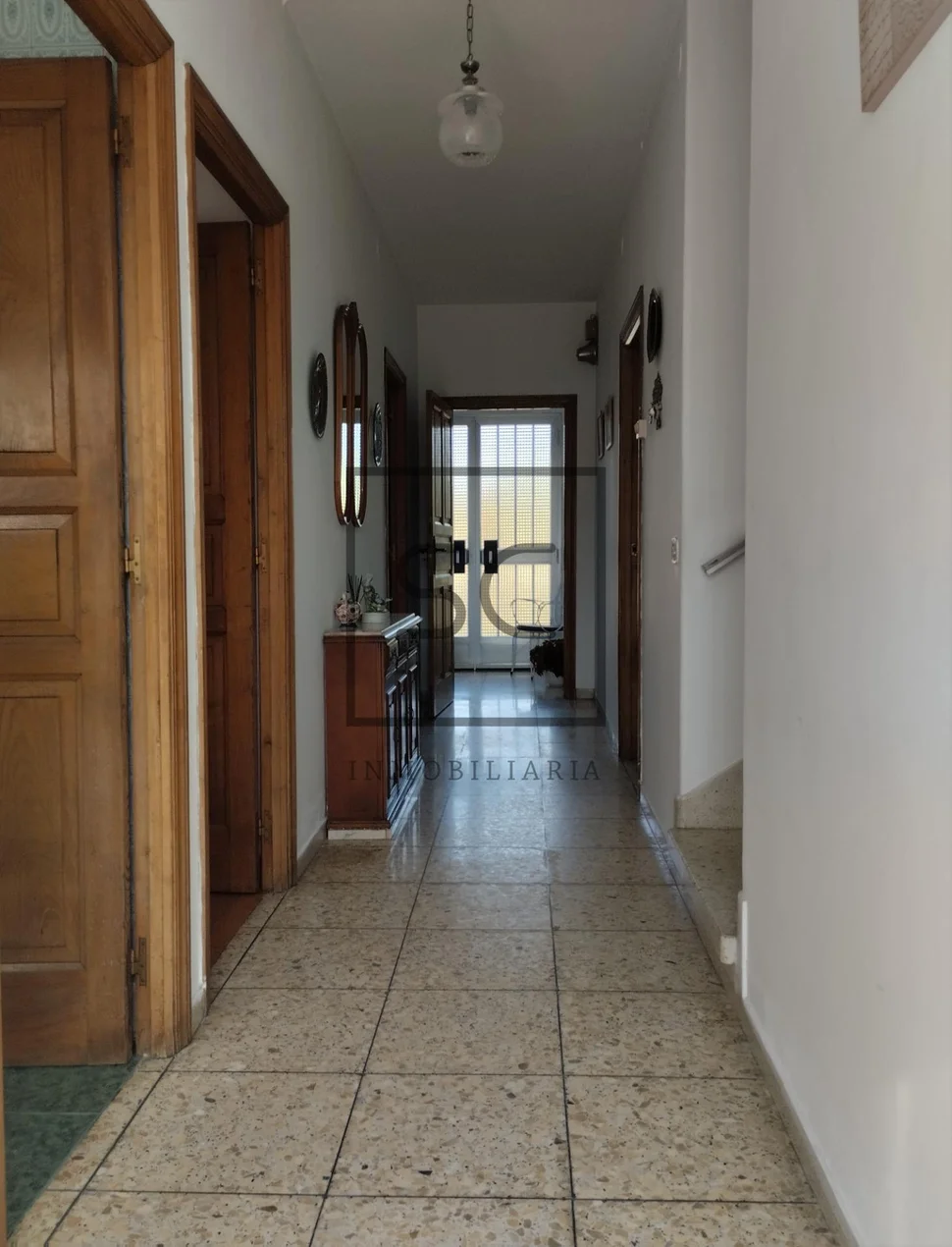 Casa amplia con terreno en ames