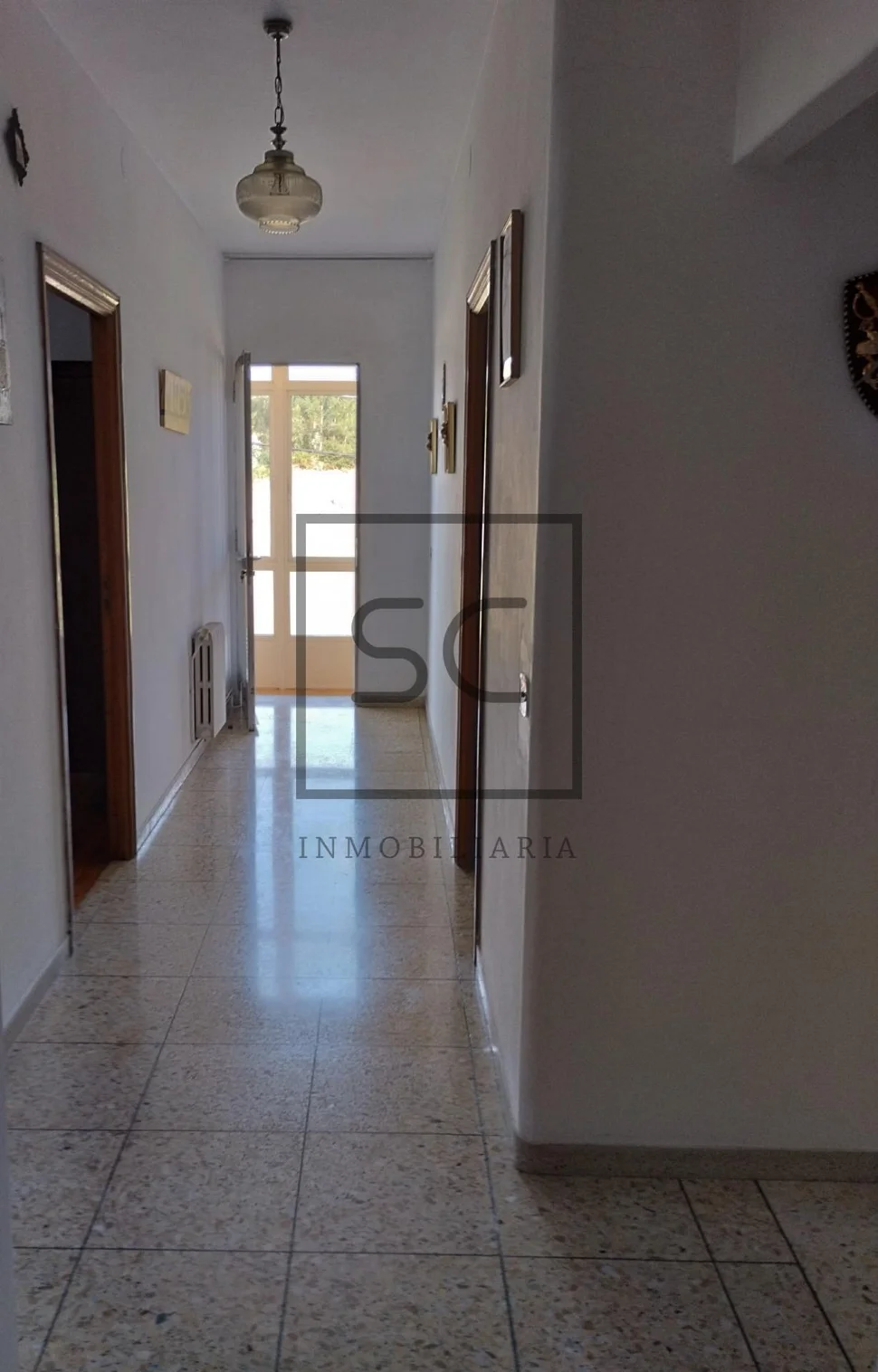 Casa amplia con terreno en ames