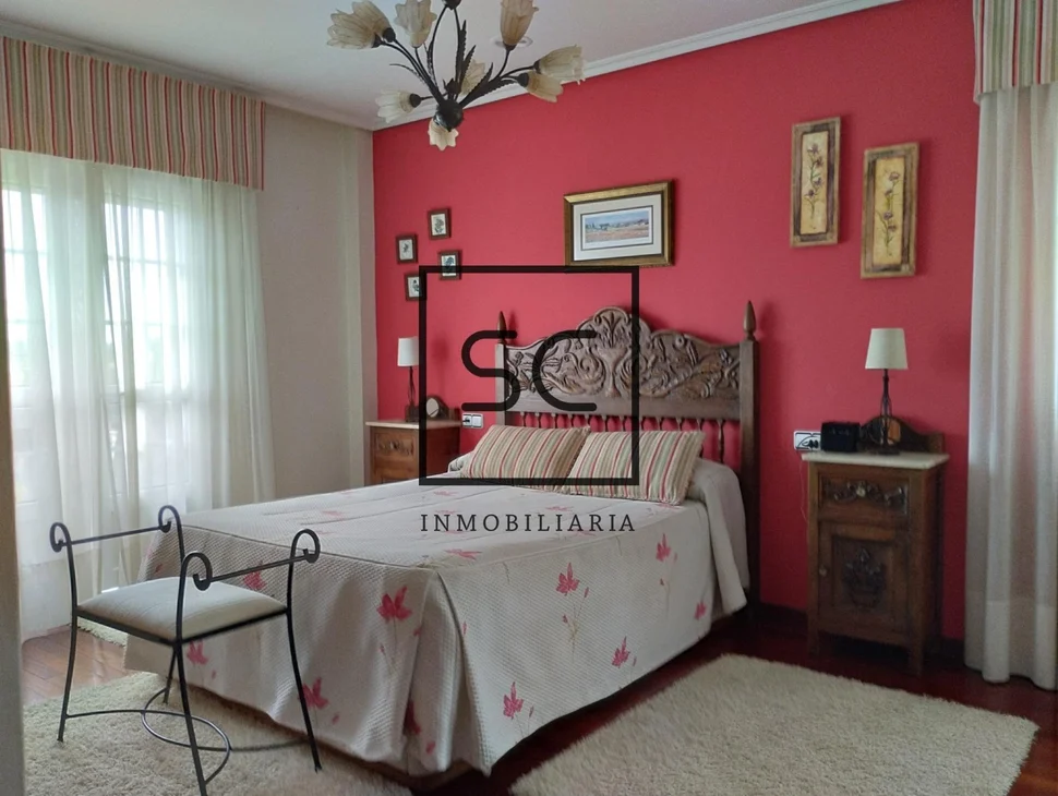 Chalet con jardín en nós