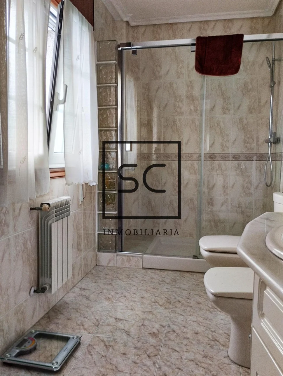 Chalet con jardín en nós