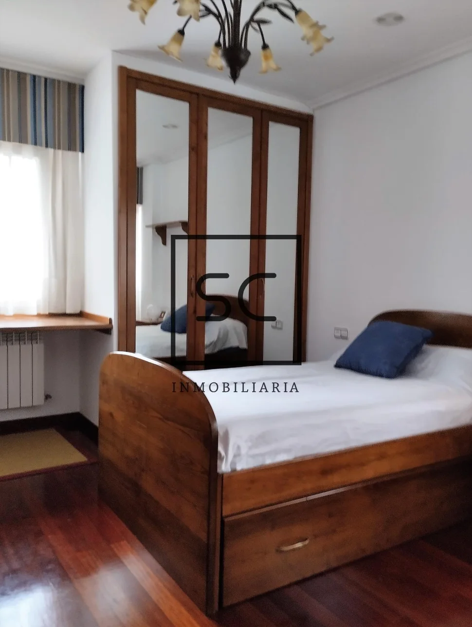 Chalet con jardín en nós