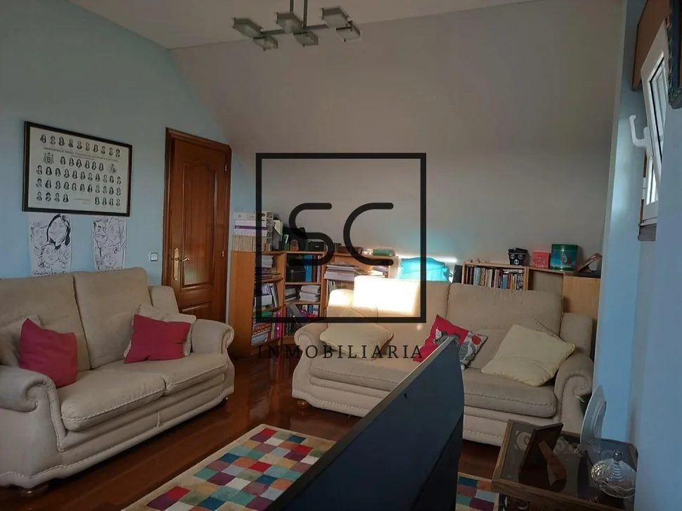 Chalet con jardín en nós