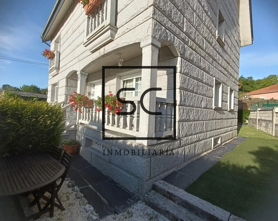 Chalet con jardín en nós