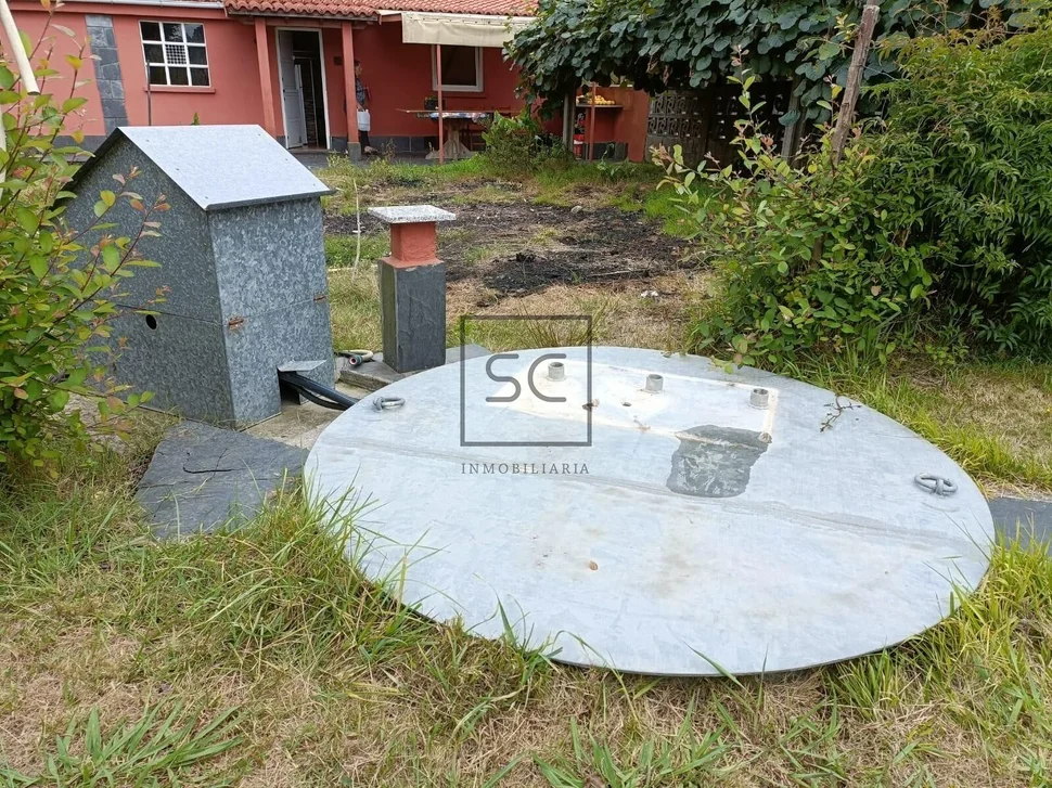 Casa con dos plantas en sedes, narón