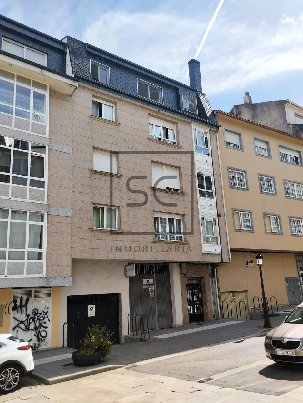 Piso con ascensor, garaje y trastero en sigüeiro