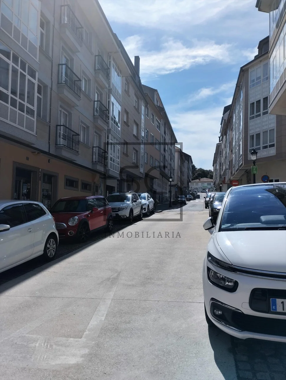 Piso con ascensor, garaje y trastero en sigüeiro