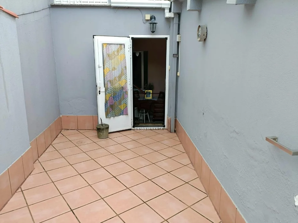 Adosado con 5 habitaciones en Santa Marina, Ferrol