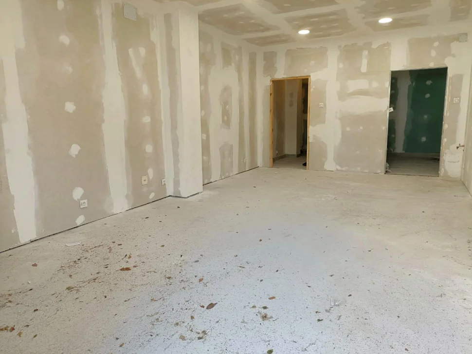 Bajo comercial reformado en alto del castaño, narón