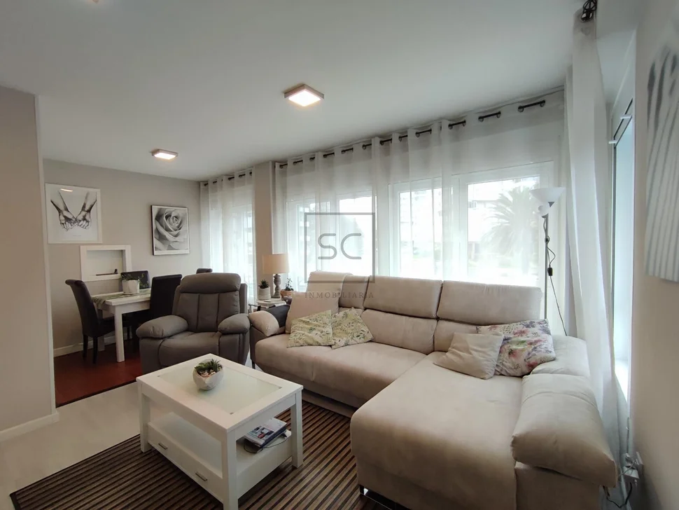 Se vende bajo reformado en caranza (ferrol)