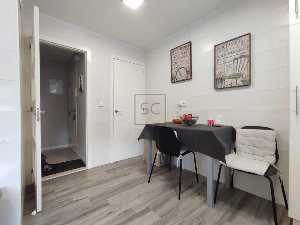 Se vende bajo reformado en caranza (ferrol)